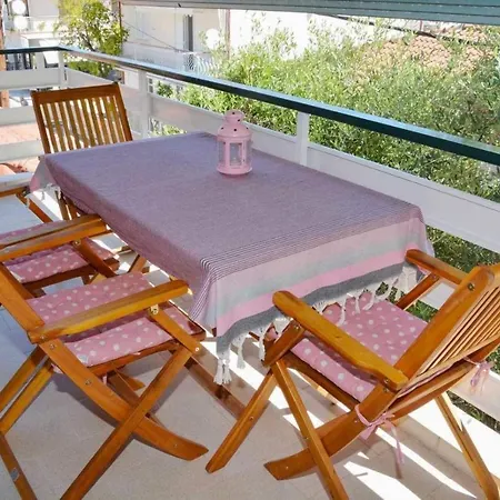 La Vie En Rose Greece 아파트