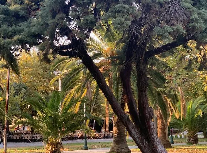 La Vie En Rose Greece * Ασπροβάλτα