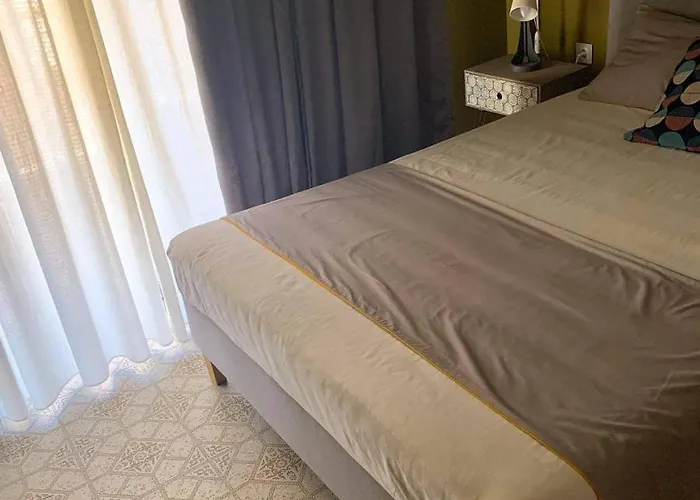 La Vie En Rose Greece * Ασπροβάλτα